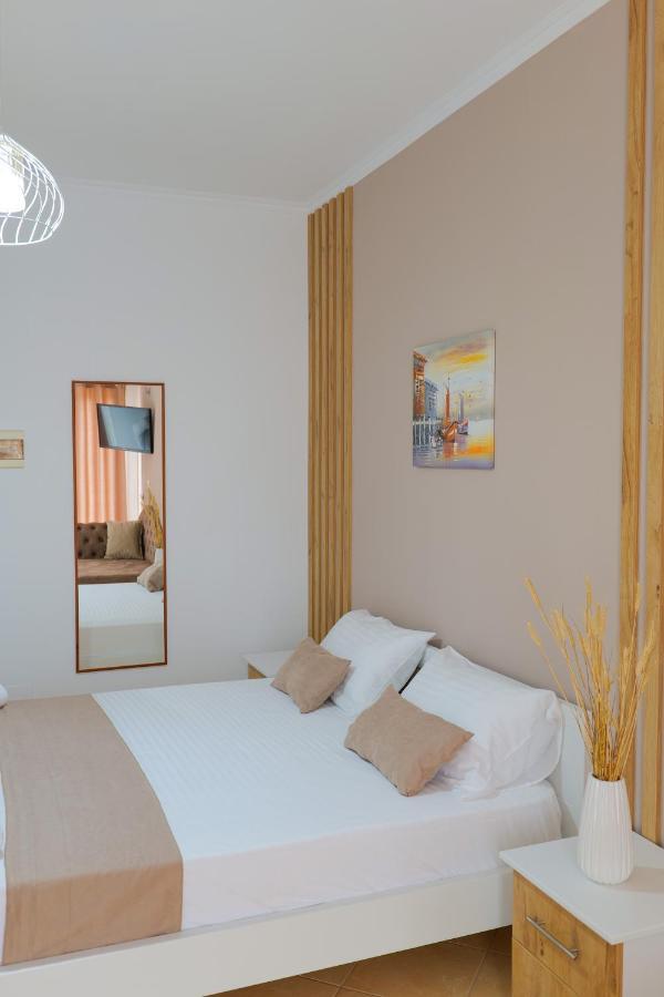 Apartment Empo